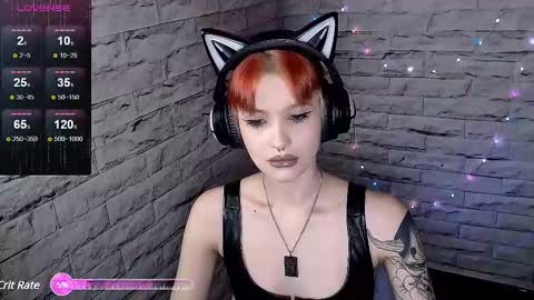 Snapshot of lauren_raquel chatting on 02/23/25, 05:50 Eva online show from 02/23/25, 05:50