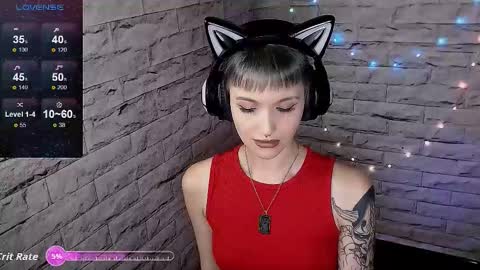 Snapshot of lauren_raquel chatting on 10/09/25, 02:26 Eva online show from 10/09/25, 02:26
