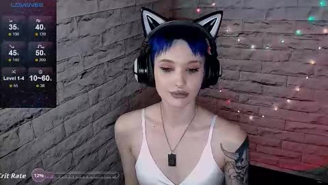 Eva online show from 11/04/25, 01:43