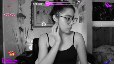 Snapshot of lauren_sweet7 chatting on 12/04/24, 12:52 Lauren online show from 12/04/24, 12:52