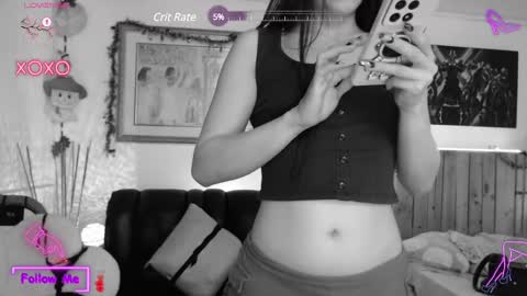 Snapshot of lauren_sweet7 chatting on 01/18/25, 12:04 Lauren online show from 01/18/25, 12:04
