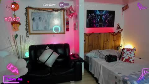 Snapshot of lauren_sweet7 chatting on 02/02/25, 12:13 Lauren online show from 02/02/25, 12:13