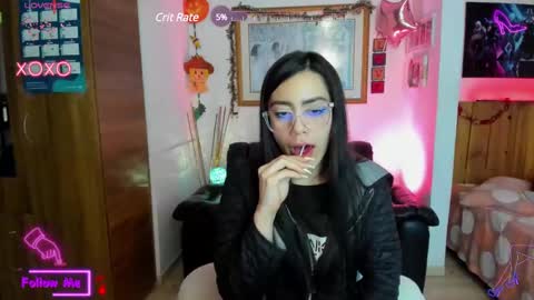 Snapshot of lauren_sweet7 chatting on 02/24/25, 03:44 Lauren online show from 02/24/25, 03:44