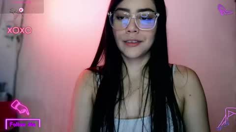 Snapshot of lauren_sweet7 chatting on 10/21/25, 05:57 Lauren online show from 10/21/25, 05:57