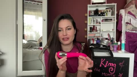 Snapshot of laurenbrite chatting on 10/10/25, 01:32 Lauren Brite online show from 10/10/25, 01:32