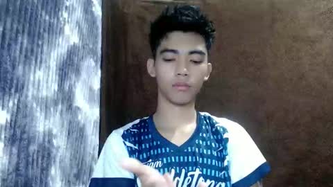 Snapshot of laurence_cuttieguyhere chatting on 05/04/26, 03:13 laurence_cuttieguyhere online show from 05/04/26, 03:13