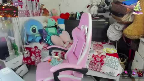Snapshot of laurencesophiets chatting on 12/08/24, 05:11 SF online show from 12/08/24, 05:11