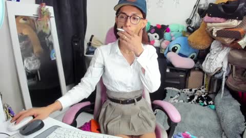 Snapshot of laurencesophiets chatting on 01/13/25, 03:47 SF online show from 01/13/25, 03:47