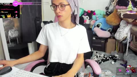 Snapshot of laurencesophiets chatting on 01/14/25, 05:56 SF online show from 01/14/25, 05:56
