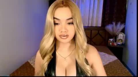 Snapshot of laurenfuckingwill chatting on 06/30/26, 09:38 sexy lauren online show from 06/30/26, 09:38