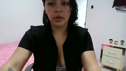 laurenhot94 online show from 01/18/26, 05:06