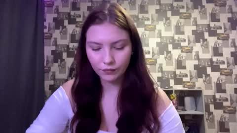 Snapshot of laurenjungling chatting on 09/24/25, 04:21 Hannah online show from 09/24/25, 04:21