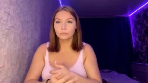 Snapshot of laurenjungling chatting on 10/14/25, 04:19 Hannah online show from 10/14/25, 04:19