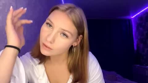 Snapshot of laurenjungling chatting on 10/18/25, 01:12 Hannah online show from 10/18/25, 01:12