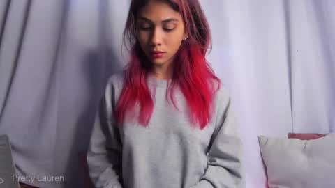 Lauren online show from 10/08/25, 08:17