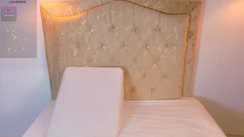 laurenn_smitth online show from 03/24/26, 12:43