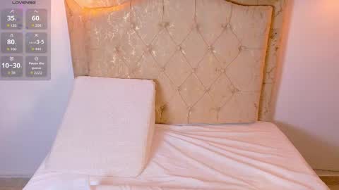 laurenn_smitth online show from 04/21/26, 12:44