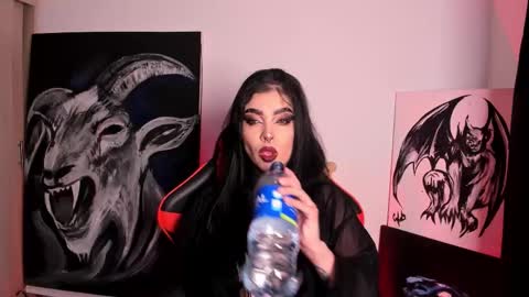  LAUREN INDEPENDENT MODEL HELP ME REACH 100 LIKES PLS  online show from 10/24/25, 02:30