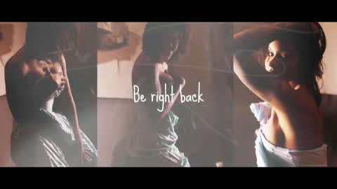 Lauren Saenz online show from 12/03/25, 12:03