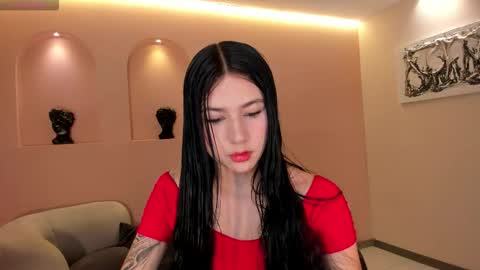 Snapshot of laurentconnor chatting on 10/26/25, 11:20 Lau online show from 10/26/25, 11:20