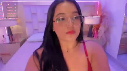 laurentt___ online show from 07/14/26, 12:00