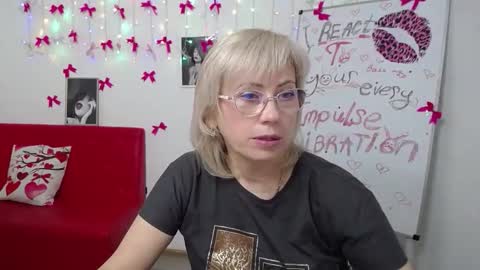 Lauren online show from 03/23/26, 06:17