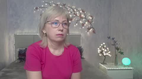 Lauren online show from 03/24/26, 06:18