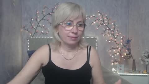 Lauren online show from 04/23/26, 12:29