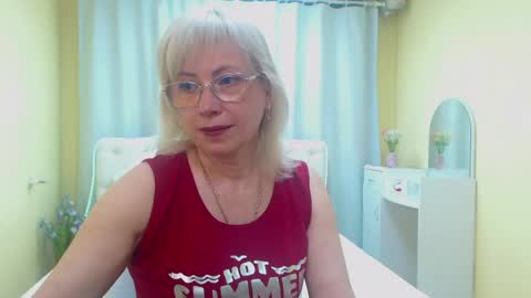 Lauren online show from 05/25/26, 05:24