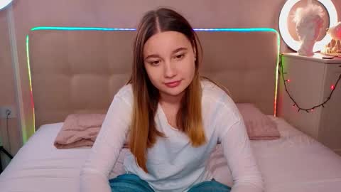 Lola online show from 12/22/25, 12:57