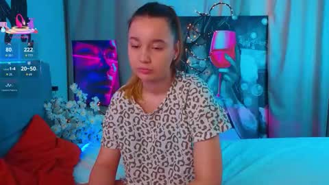 Lola online show from 01/08/26, 07:54