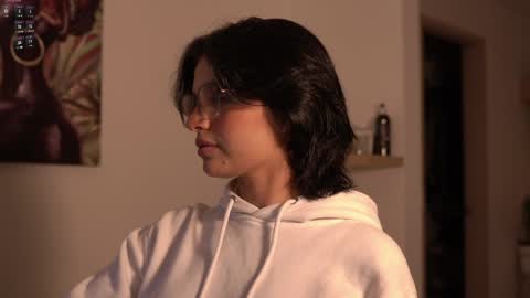 laurita_4 online show from 04/04/26, 06:49