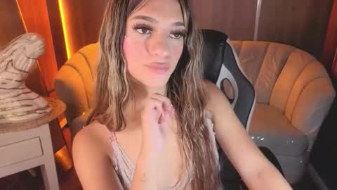 Laurita  online show from 11/22/25, 08:08