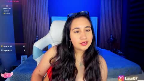 Snapshot of lauroberts chatting on 09/16/25, 04:02 Lau Roberts online show from 09/16/25, 04:02