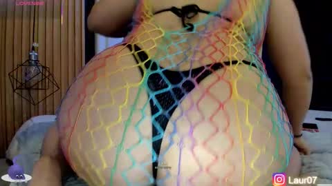 Snapshot of lauroberts chatting on 10/03/25, 03:36 Lau Roberts online show from 10/03/25, 03:36