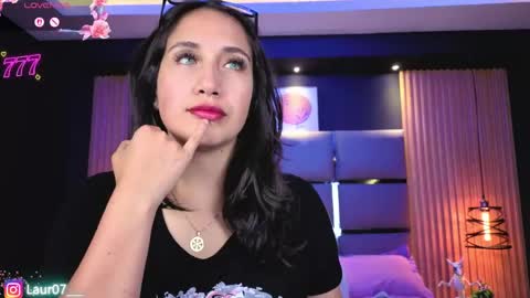 Lau Roberts online show from 04/20/26, 03:53