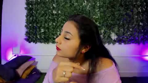  LaurynJeffers  online show from 04/25/26, 09:12