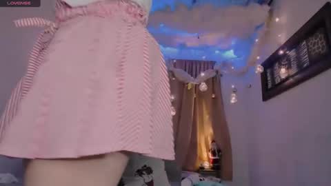 Lauu G online show from 12/18/24, 07:36