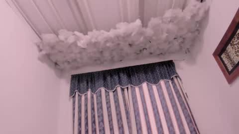 Lauu G online show from 11/08/25, 10:48