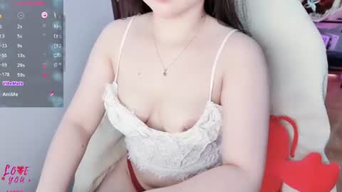 Snapshot of lavender_02 chatting on 07/27/26, 03:57 Tina online show from 07/27/26, 03:57