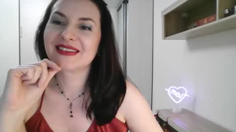 Snapshot of lavender_victoria chatting on 01/15/25, 09:30 Diana online show from 01/15/25, 09:30