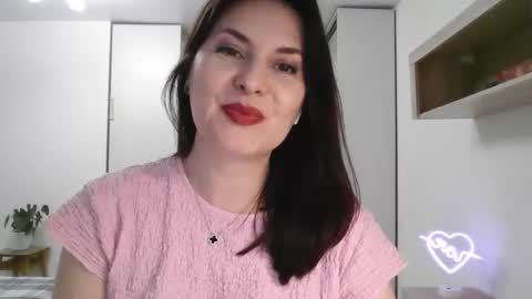 Snapshot of lavender_victoria chatting on 01/30/25, 09:47 Diana online show from 01/30/25, 09:47