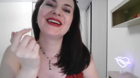 Snapshot of lavender_victoria chatting on 02/07/25, 11:13 Diana online show from 02/07/25, 11:13