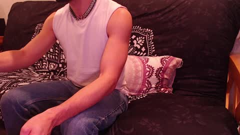 Snapshot of lavenderguy chatting on 01/11/25, 09:47 lavenderguy online show from 01/11/25, 09:47