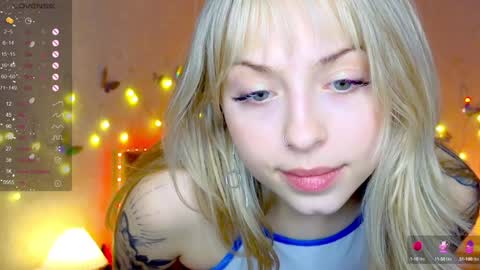 Snapshot of lavenderlav chatting on 01/09/25, 10:52 Melissa online show from 01/09/25, 10:52