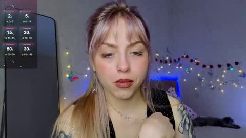 Snapshot of lavenderlav chatting on 03/08/25, 10:32 Melissa online show from 03/08/25, 10:32