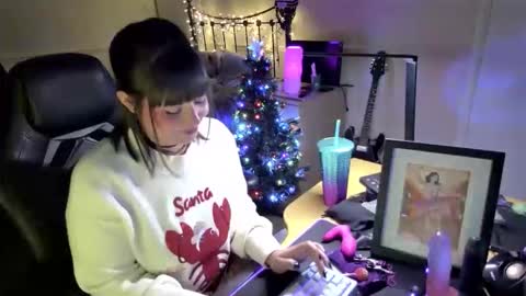 Lavenderrzz online show from 12/20/25, 12:56