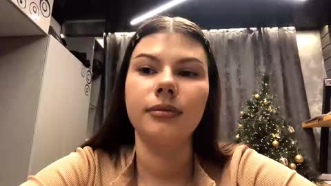 Snapshot of laveniaabadi chatting on 02/11/26, 04:23 Leela online show from 02/11/26, 04:23