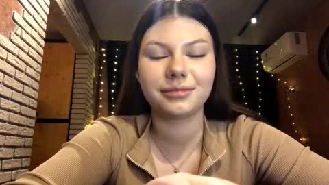 Snapshot of laveniaabadi chatting on 02/12/26, 05:30 Leela online show from 02/12/26, 05:30