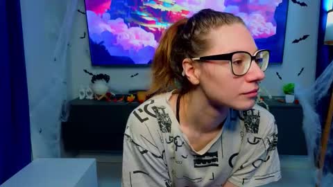 Gloria online show from 11/26/25, 06:25